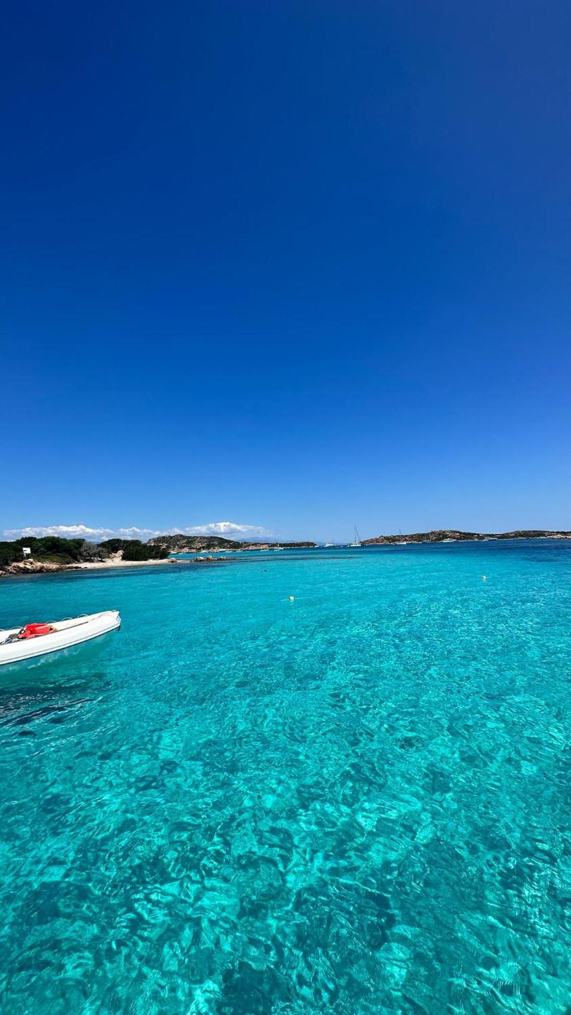 Davide'S Sardinian Escape - Centro Storico-5Min Di Auto Dal Mare Apartment Siniscola Luaran gambar